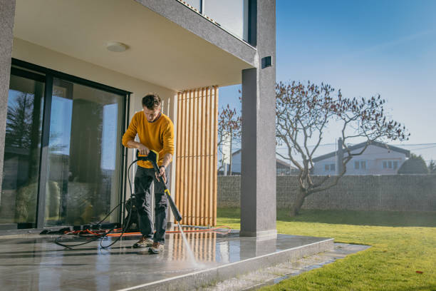 Best Animal Enclosure Cleaning  in Merritt Island, FL